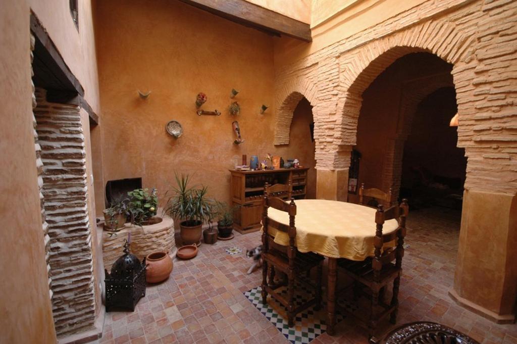 Riad Felloussia Мекнес Екстер'єр фото
